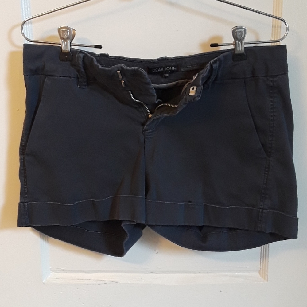 JUST REDUCED!!Classy Stitch Fix Yacht Style Shorts